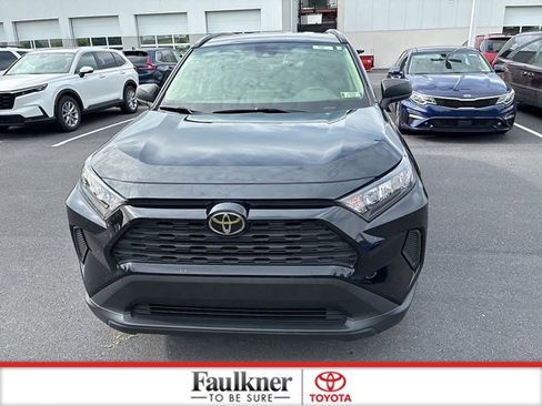Used 2019 Toyota RAV4 LE w/ All Weather Liner Package AWD/4WD image 18