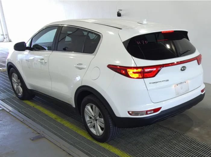 Used 2017 Kia Sportage LX FWD image 3