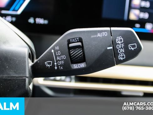 Used 2023 BMW iX xDrive50 image 31