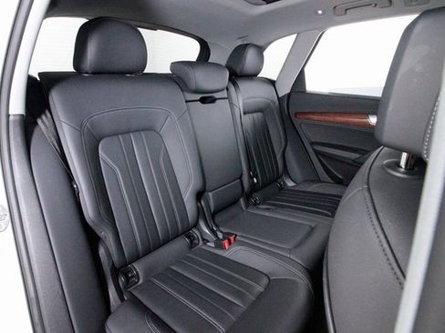Used 2022 Audi Q5 2.0T Premium Plus image 27