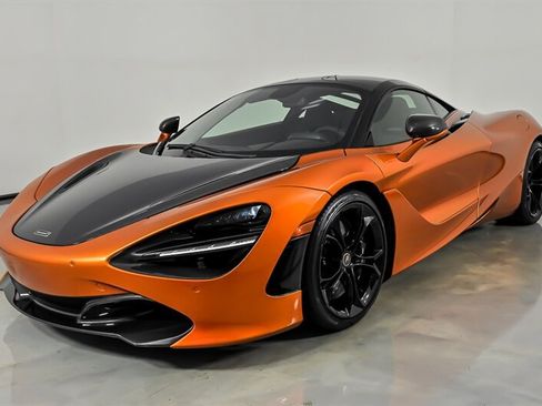 Used 2018 McLaren 720S Performance RWD image 10