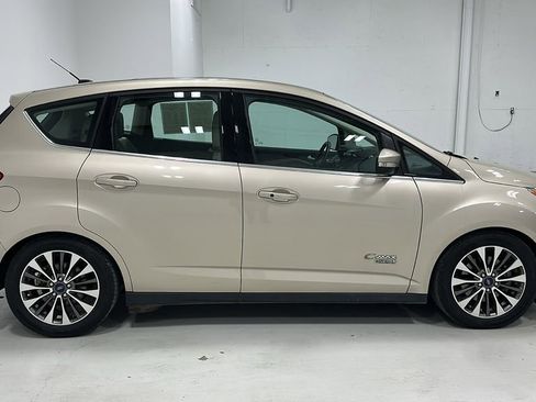 Used 2017 Ford C-MAX Energi Titanium w/ Equipment Group 501A image 7