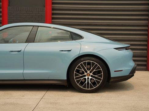 Used 2023 Porsche Taycan RWD image 7