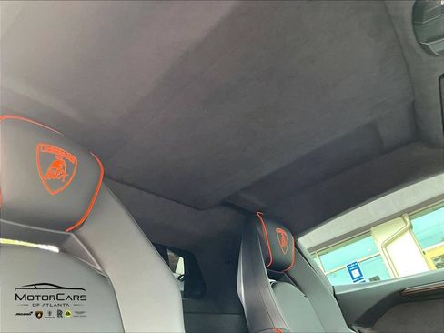 Used 2026 Lamborghini Revuelto AWD/4WD image 18
