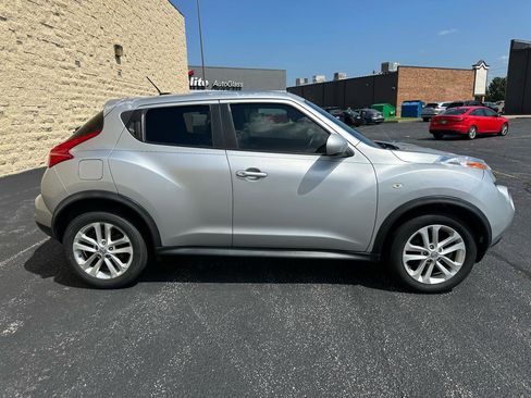 Used 2013 Nissan Juke SV FWD image 6