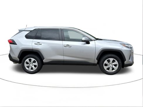 Used 2023 Toyota RAV4 LE FWD image 2