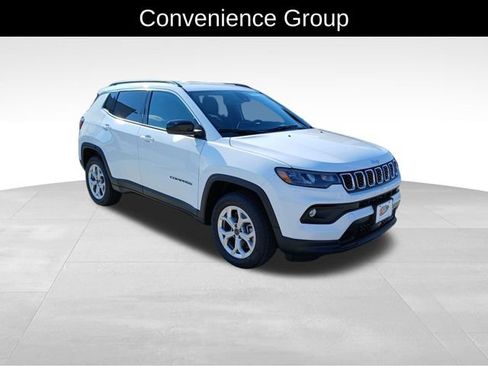 New 2025 Jeep Compass Latitude w/ Convenience Group image 3