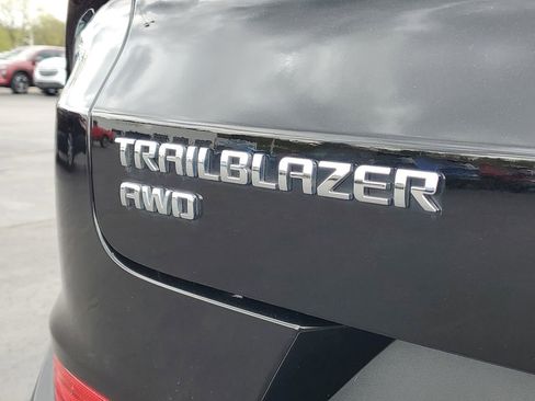 Used 2023 Chevrolet TrailBlazer LT w/ Convenience Package AWD/4WD image 31