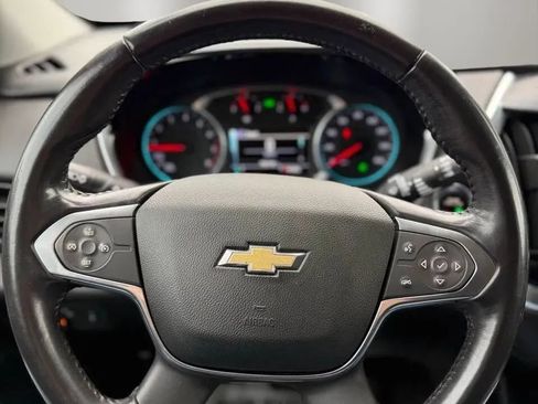 Used 2018 Chevrolet Traverse LT AWD/4WD image 17