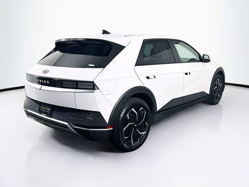 Used 2024 Hyundai Ioniq 5 SEL image 9