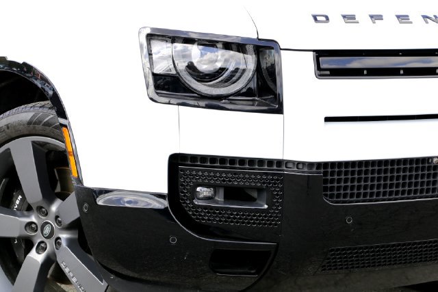 Used 2023 Land Rover Defender 110 Carpathian Edition AWD/4WD image 3