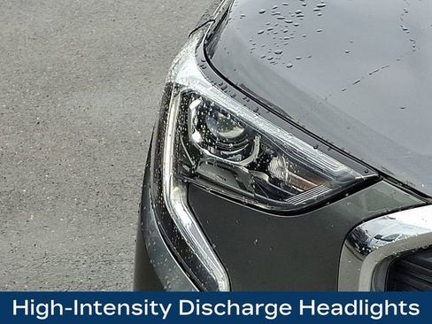 Used 2020 GMC Terrain SLE image 11