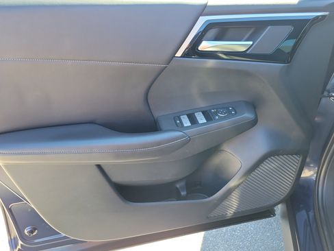 Used 2022 Mitsubishi Outlander SE image 13