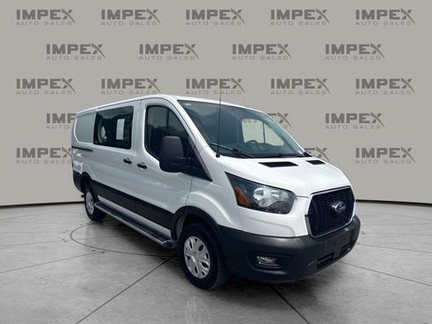 Used 2025 Ford Transit 250 Low Roof w/ Exterior Upgrade Package RWD image 4