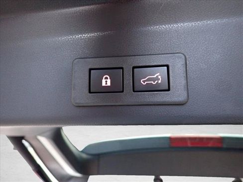 Certified 2026 Subaru Ascent Limited AWD/4WD image 9