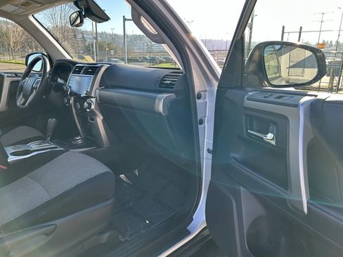 Certified 2024 Toyota 4Runner SR5 image 15