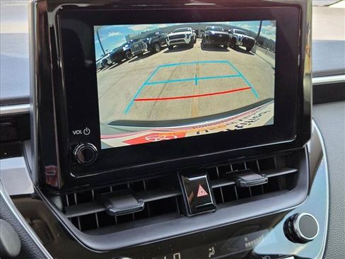 Used 2024 Toyota Corolla LE FWD image 12