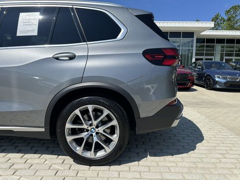 Used 2024 BMW X5 sDrive40i w/ Parking Assistance Package RWD image 5