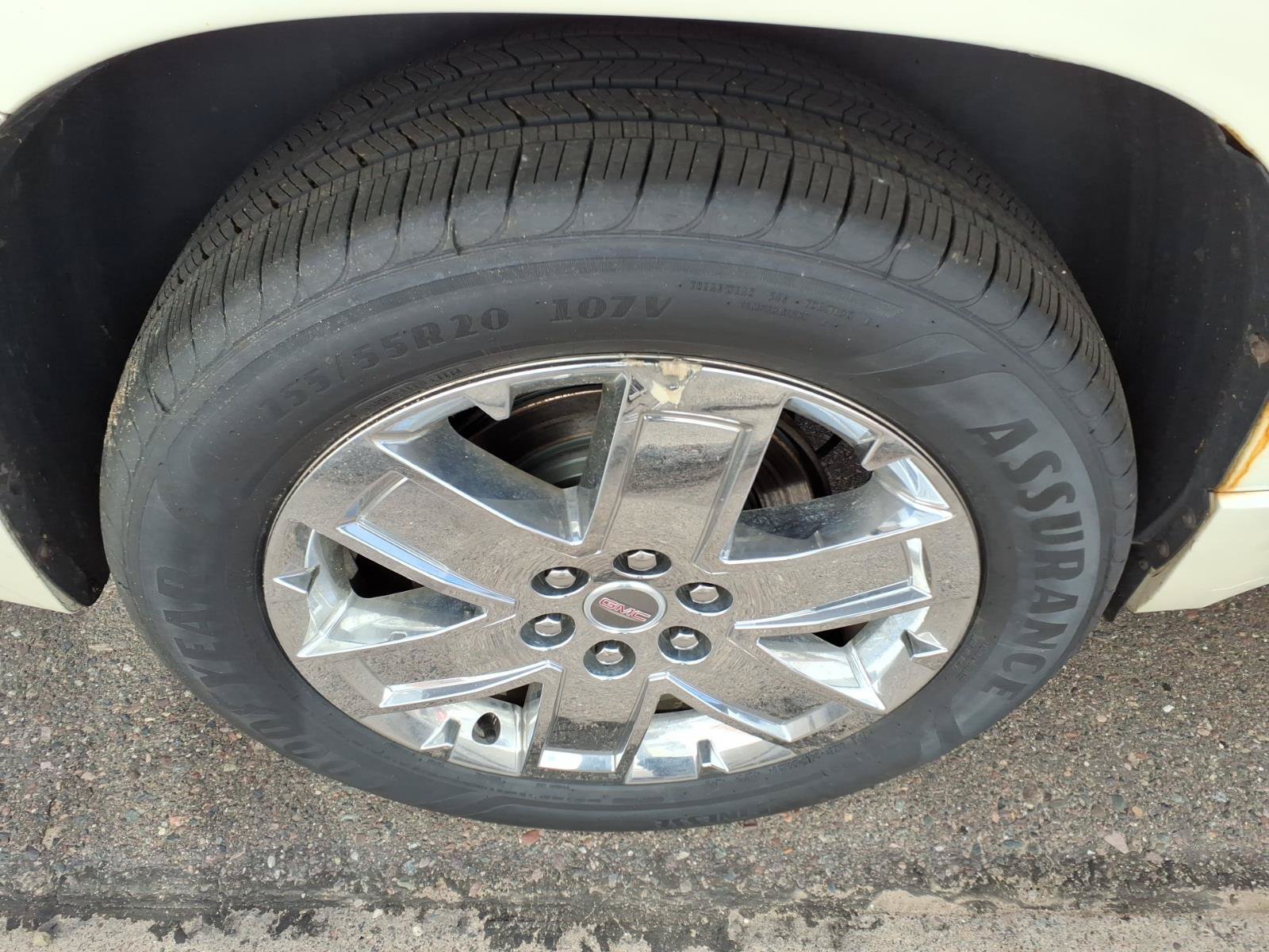 Used 2015 GMC Acadia Denali AWD/4WD image 21