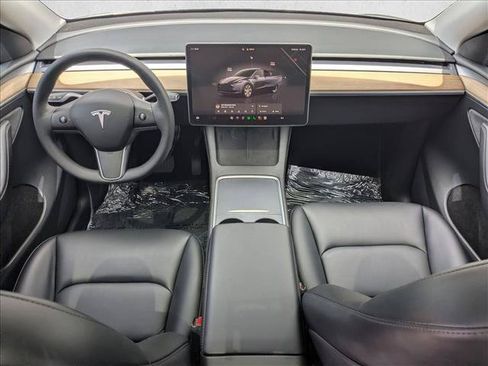 Used 2023 Tesla Model Y Long Range AWD/4WD image 18
