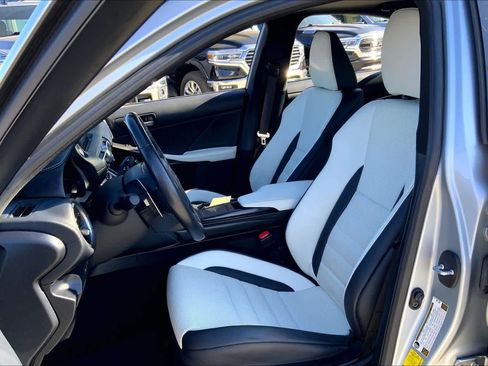Used 2022 Lexus IS 350 F Sport image 7