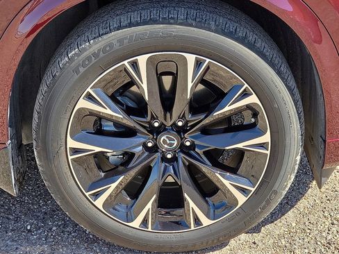 Used 2024 MAZDA CX-90 3.3 Turbo S w/ Premium Plus image 11