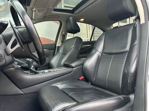 Used 2017 INFINITI Q50 Sport image 10