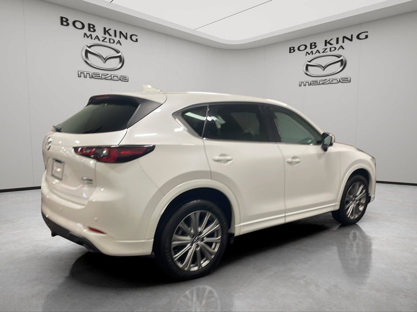 Used 2022 MAZDA CX-5 Signature AWD/4WD image 5