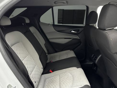 Used 2020 Chevrolet Equinox LT image 31