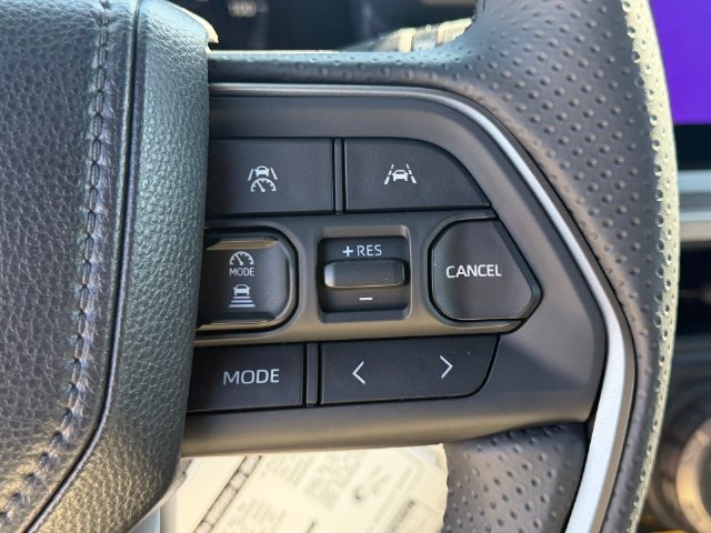 New 2026 Toyota 4Runner TRD Off-Road Premium AWD/4WD image 15