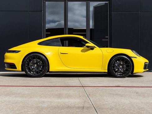 Certified 2021 Porsche 911 Carrera w/ Premium Package image 12