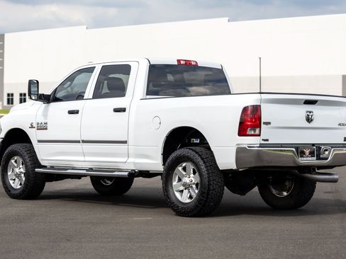 Used 2015 RAM 2500 Tradesman w/ Chrome Appearance Group AWD/4WD image 15
