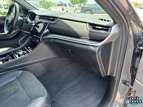 Used 2021 Jeep Grand Cherokee L Laredo AWD/4WD image 47