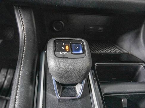 Used 2022 Nissan Pathfinder SV FWD image 26