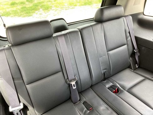 Used 2014 Chevrolet Tahoe LTZ AWD/4WD image 38