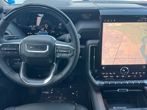 New 2026 GMC Yukon Denali w/ Advanced Technology Package AWD/4WD image 11