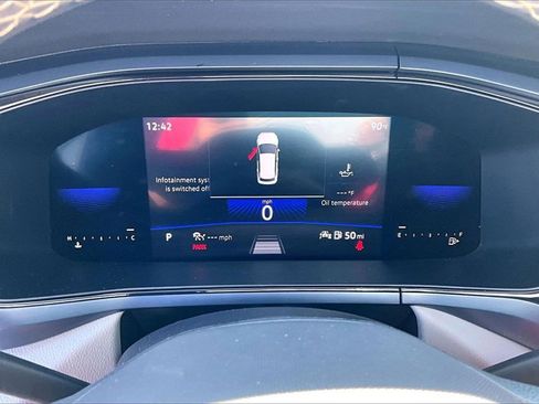 Certified 2023 Volkswagen Taos SE image 26