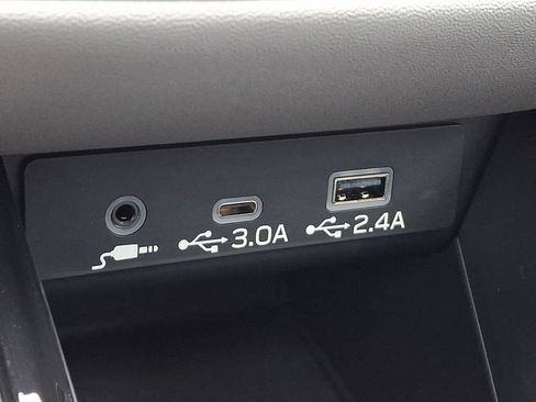 Used 2025 Subaru Legacy Premium AWD/4WD image 27