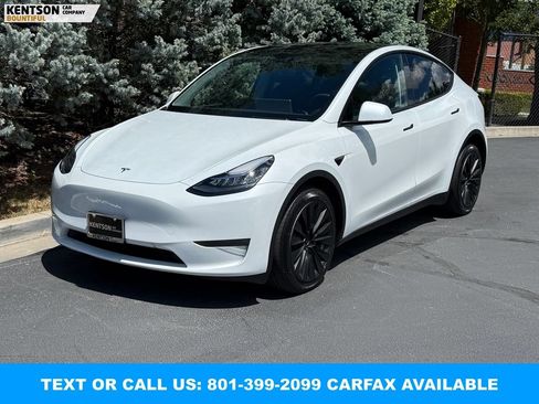 Used 2023 Tesla Model Y Long Range AWD/4WD image 3