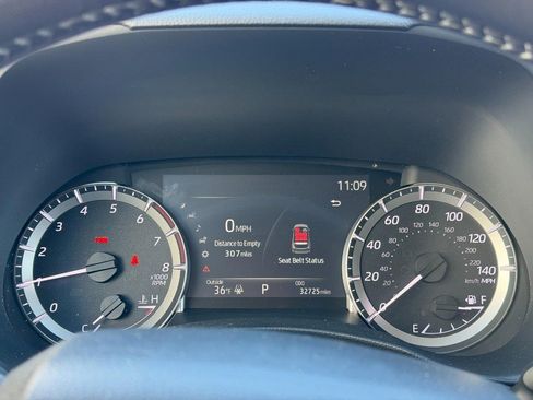 Used 2023 Toyota Highlander LE image 22