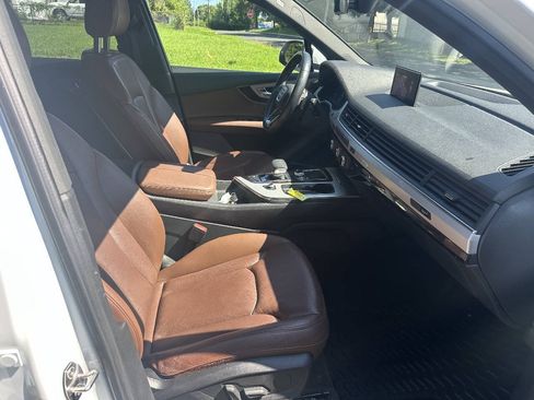Used 2018 Audi Q7 2.0T Premium Plus AWD/4WD image 11
