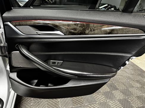 Used 2018 BMW 540i xDrive AWD/4WD image 52