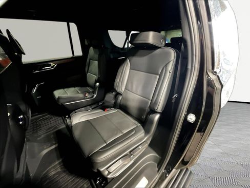 New 2026 GMC Yukon XL Denali w/ Denali Reserve Package AWD/4WD image 18