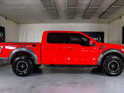 Used 2018 Ford F150 Raptor w/ Equipment Group 802A Luxury image 5
