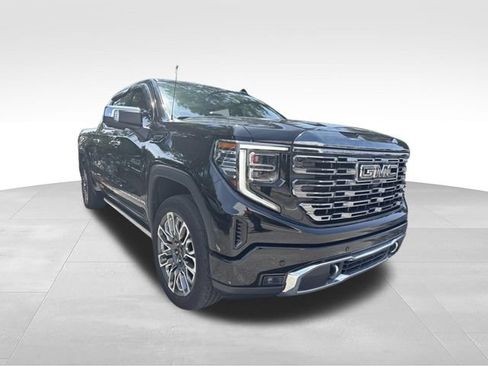 Used 2024 GMC Sierra 1500 Denali Ultimate AWD/4WD image 3