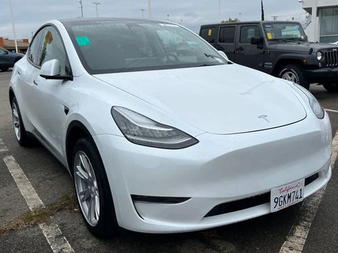 Used 2018 Tesla Model 3 Long Range AWD/4WD image 3