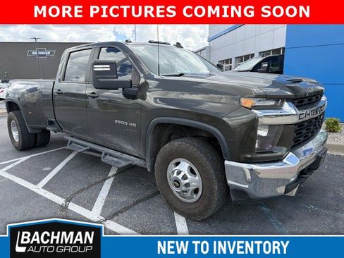Used 2023 Chevrolet Silverado 3500 LT w/ Convenience Package AWD/4WD image 1