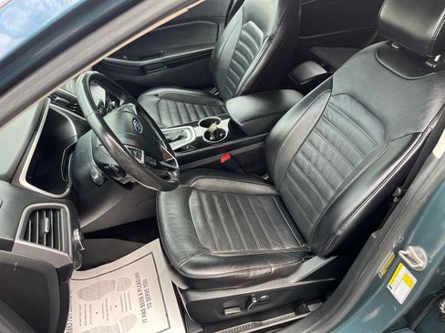 Used 2016 Ford Edge SEL w/ Equipment Group 201A AWD/4WD image 24