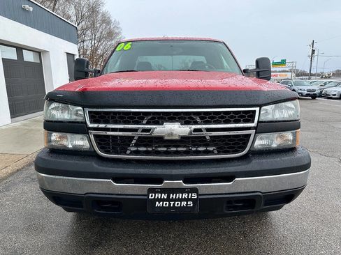 Used 2006 Chevrolet Silverado 1500 W/T image 3