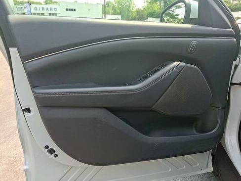 Certified 2022 Ford Mustang Mach-E Select AWD/4WD image 13